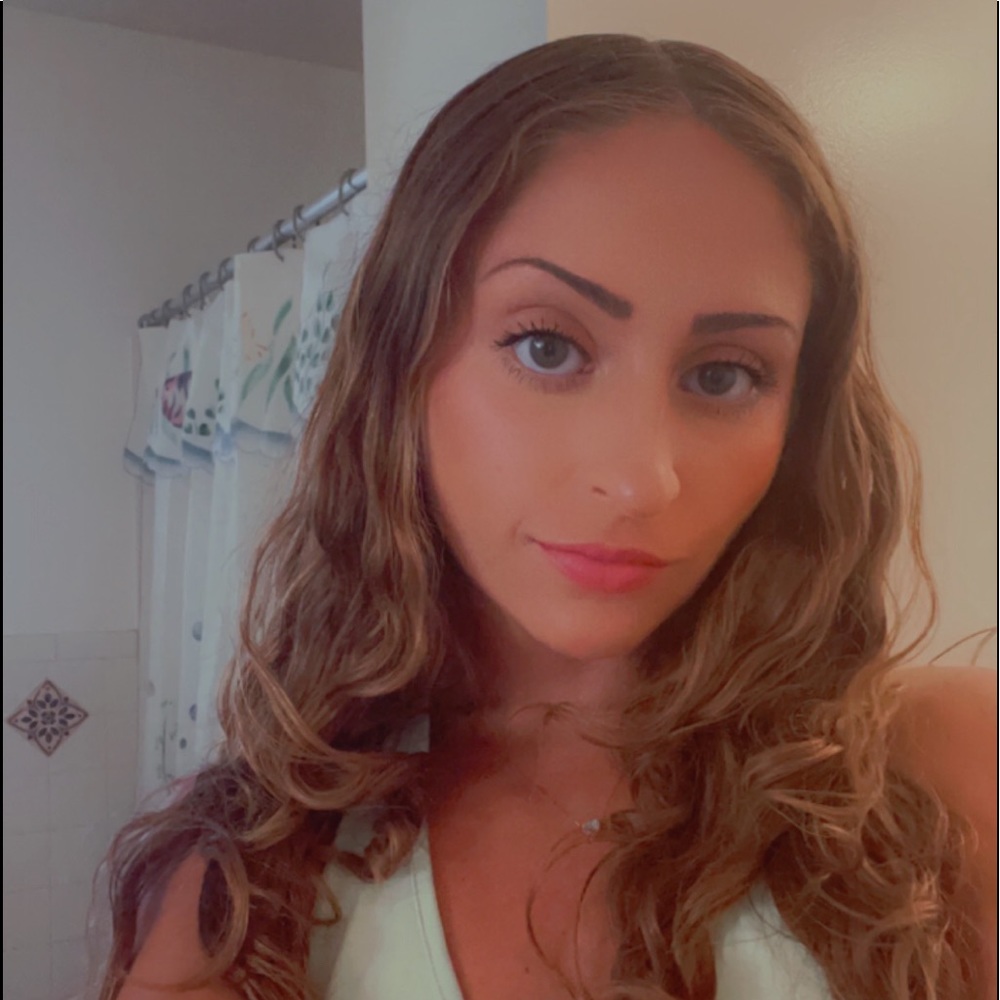 Meet your Posher, Kellie